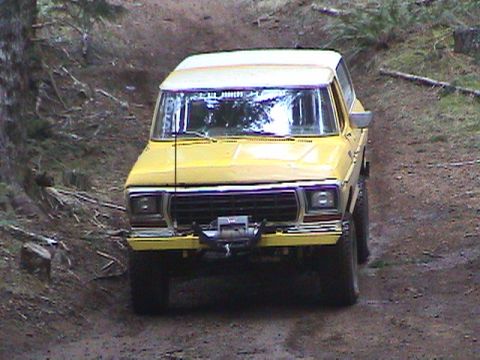 1994 Ford Explorer - Steve getting ready for his mud bath at Fire Fox