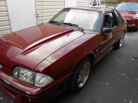 1987 Ford Mustang photo
