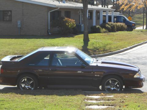 1987 Ford Mustang photo