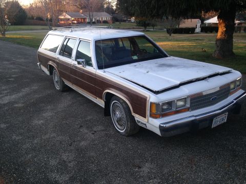 1990 Ford Country Squire