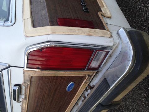 1990 Ford Country Squire