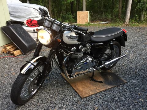 2009 Triumph Bonneville photo