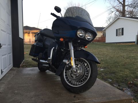 2013 Harley-Davidson FLHX “Big Blue”