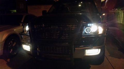 2003 Ford Expedition “TOW RIG”
