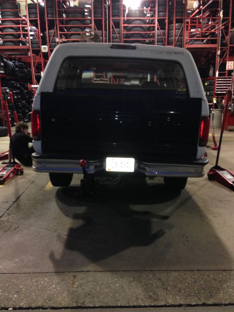 1993 Ford Bronco - At Discount Tire getting new Outlaw II wheels and BF Goodrich All Terrain T/A's