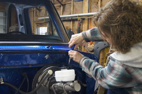 1979 Ford Bronco - Squirters getting installed.