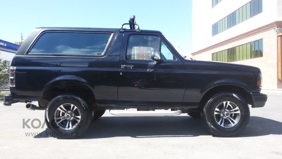1993 Ford Bronco