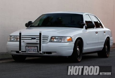 2004 Ford Crown Victoria photo