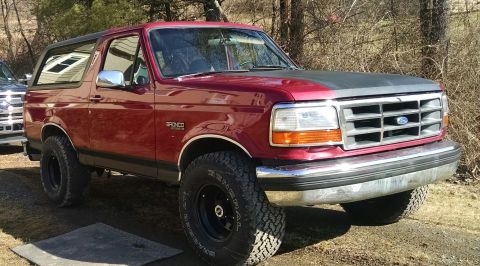 1994 Ford Bronco photo