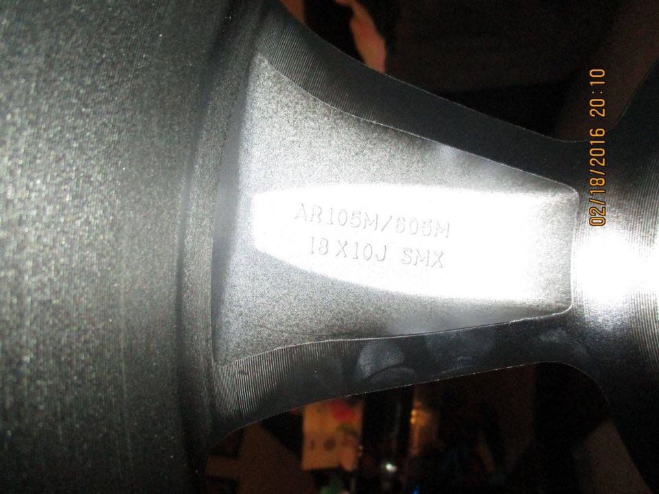 Wheel with markings AR105M/805M 18 X 10J SMX