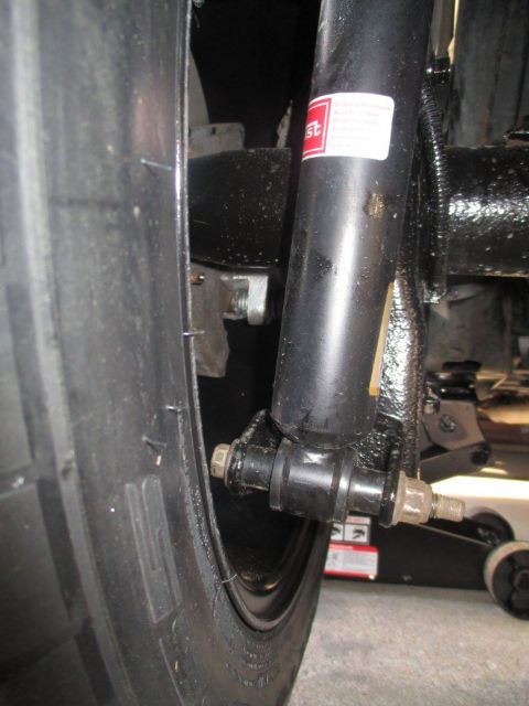 2004 Ford Crown Victoria - No rub