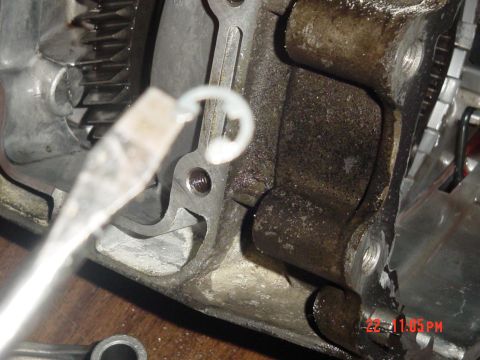 1987 Ford Bronco - theres the stupid little c clip that i lost in the planetary.