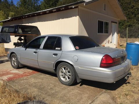 2003 Mercury Grand Marquis photo