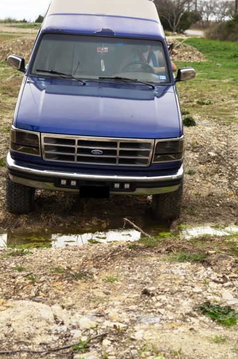 1996 Ford Bronco - This blue SUV appears to be a 1992 model, not a 1996 Ford Bronco.