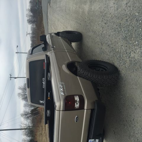 1991 Ford Bronco photo