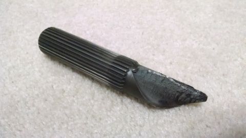 1995 Ford F-150 - This 2WD Mazda M5OD-R2 output shaft gave no sign of damage before letting go while driving at very low speed. It shattered the tailhousing,…