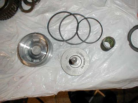 1991 Ford Crown Victoria LTD - The overdrive servo disassembled and ready to have new seals installed