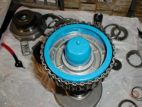 1991 Ford Crown Victoria LTD - Using the lip seal protectors to install the piston in the forward drum