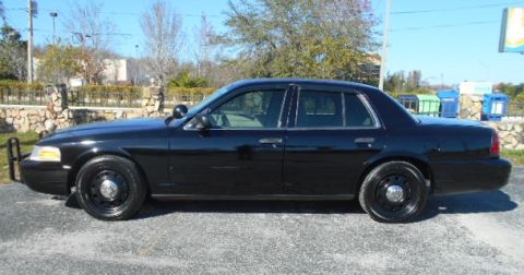 2007 Ford Crown Victoria photo