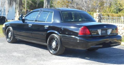 2007 Ford Crown Victoria photo