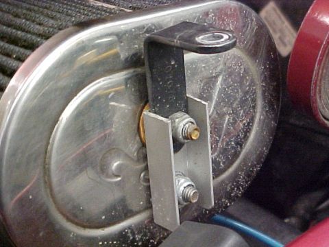 1995 Ford Bronco - flipped filter over the bottom nut is the orignal