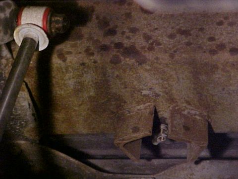 1995 Ford Bronco - drain valve, I think its pretty well protected