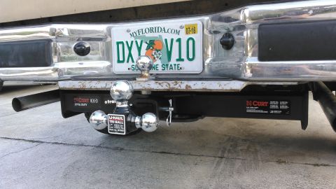 1990 Ford F-250 - Curt C15300 16k pound receiver