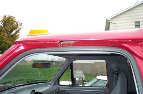1995 Ford Bronco - Look at the size of that!