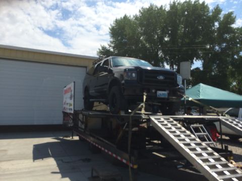 2005 Ford Excursion photo