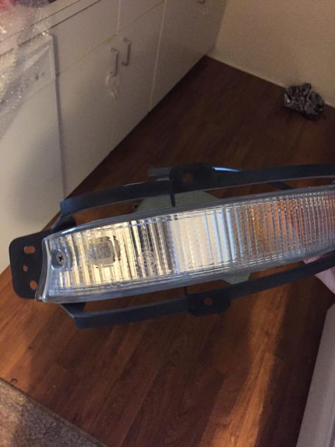 1995 Ford Probe - This is a car headlight assembly, not a 1995 Ford Probe.