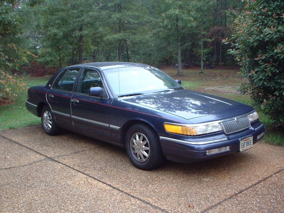 1994 Mercury Grand Marquis “sofa”