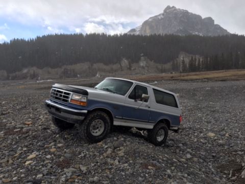 1996 Ford Bronco photo