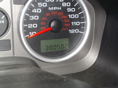2005 Ford F-150 - The odometer reads 38058.2 miles on this vehicle's dashboard.