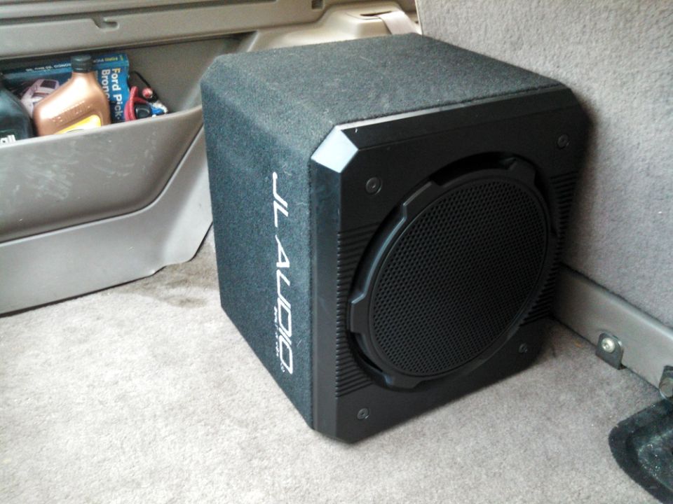 JL Audio 12W6 in a small sealed JL Audio box.