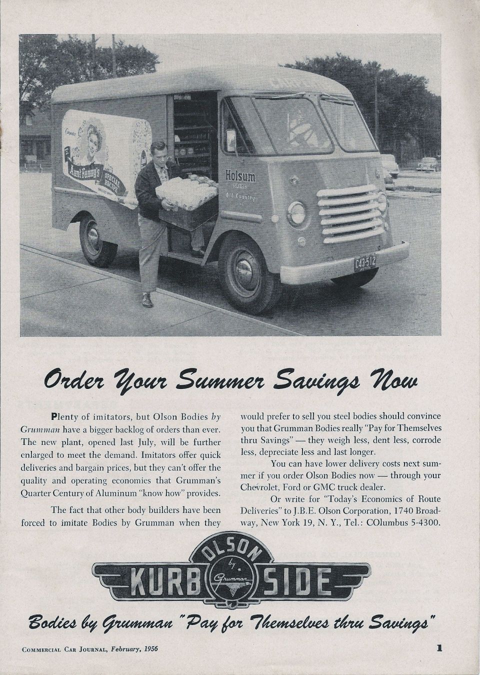 Man unloading bread from a 1940s Grumman delivery truck with Holsum branding.