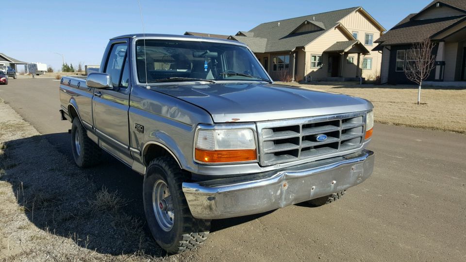 1995 Ford F-150 “Happy 2”