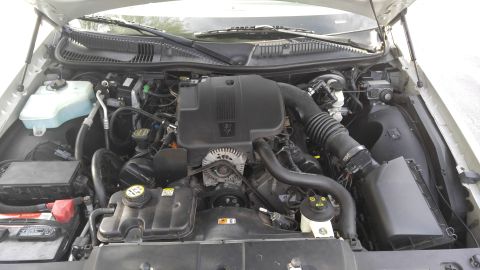 2004 Lincoln Town Car