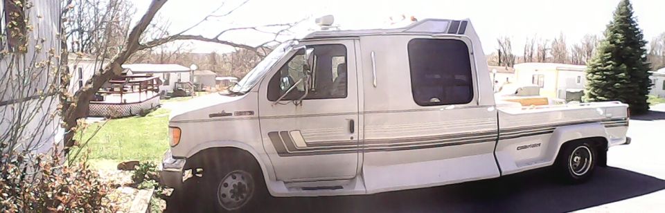 1992 Ford E350 “Vuck”