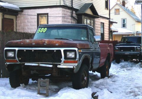 1978 Ford Bronco - I paid $40 4 the tow-2 d60s Truck was Free