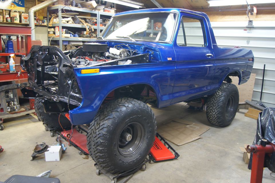 Finally looking like a truck again. Factory parts just fit so nice!