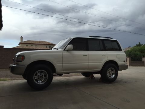 1997 Toyota Land Cruiser photo