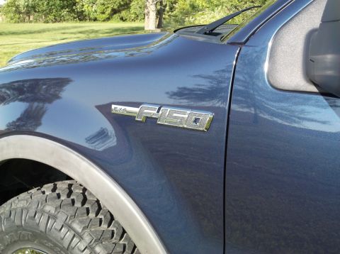 2005 Ford F-150 - The fender badge clearly reads F-150, indicating the model of the truck.