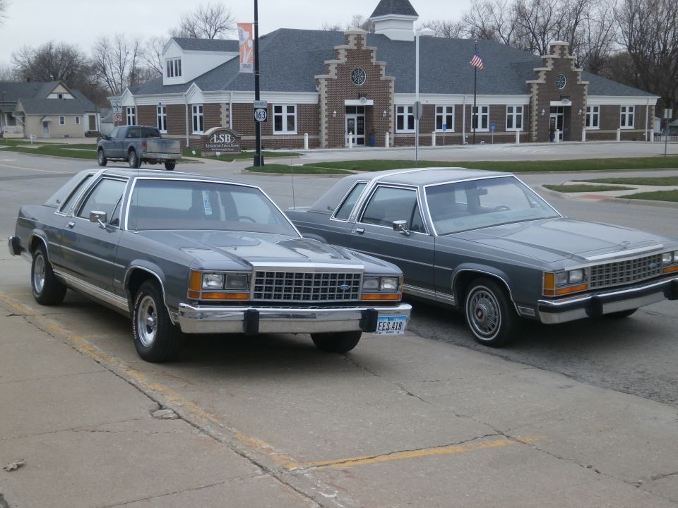 1985 Ford Crown Victoria LTD “Ozeeta”