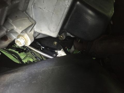 1981 Ford LTD - Y-block mounted on head. Pic from below.