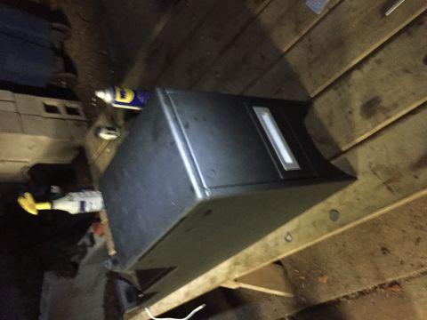 1981 Ford LTD - Drawer and lid installed all closed.