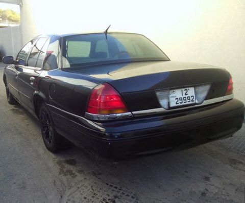 2000 Ford Crown Victoria