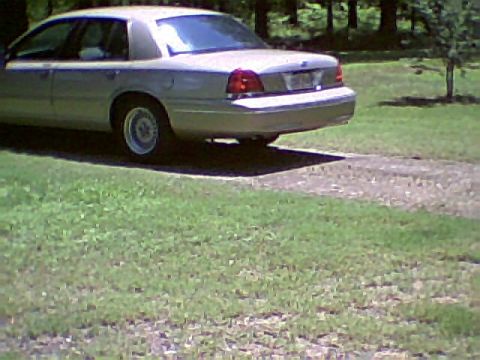 1999 Ford Crown Victoria photo