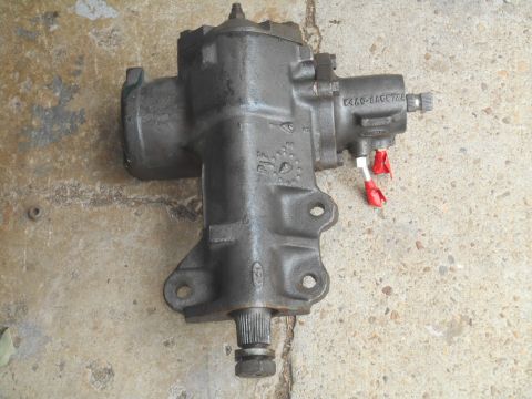 1972 Ford Bronco - This gray steering gear box has the part number C440-6A007-AE stamped on its housing.