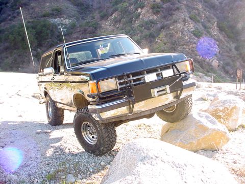 1988 Ford Bronco - Poser shot