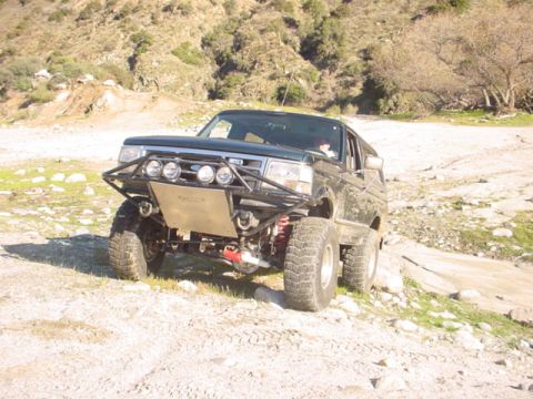 1988 Ford Bronco - James's poser.